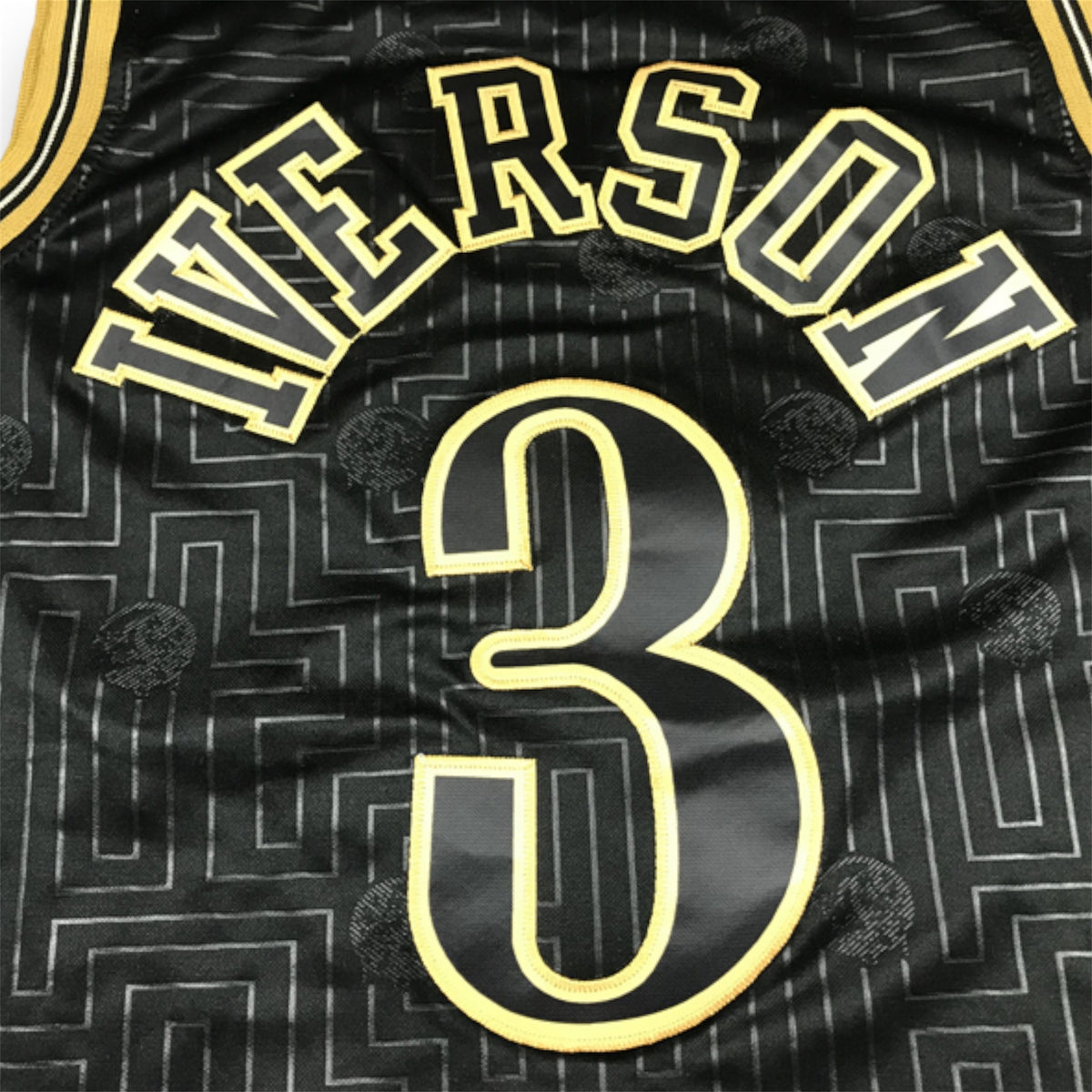 Philadelphia 76ers, Allen Iverson, “Gold Maze” Hardwood Classics Special