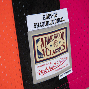 Miami Heat Shaquille O’Neal Pink Fadeaway Classic 05/06